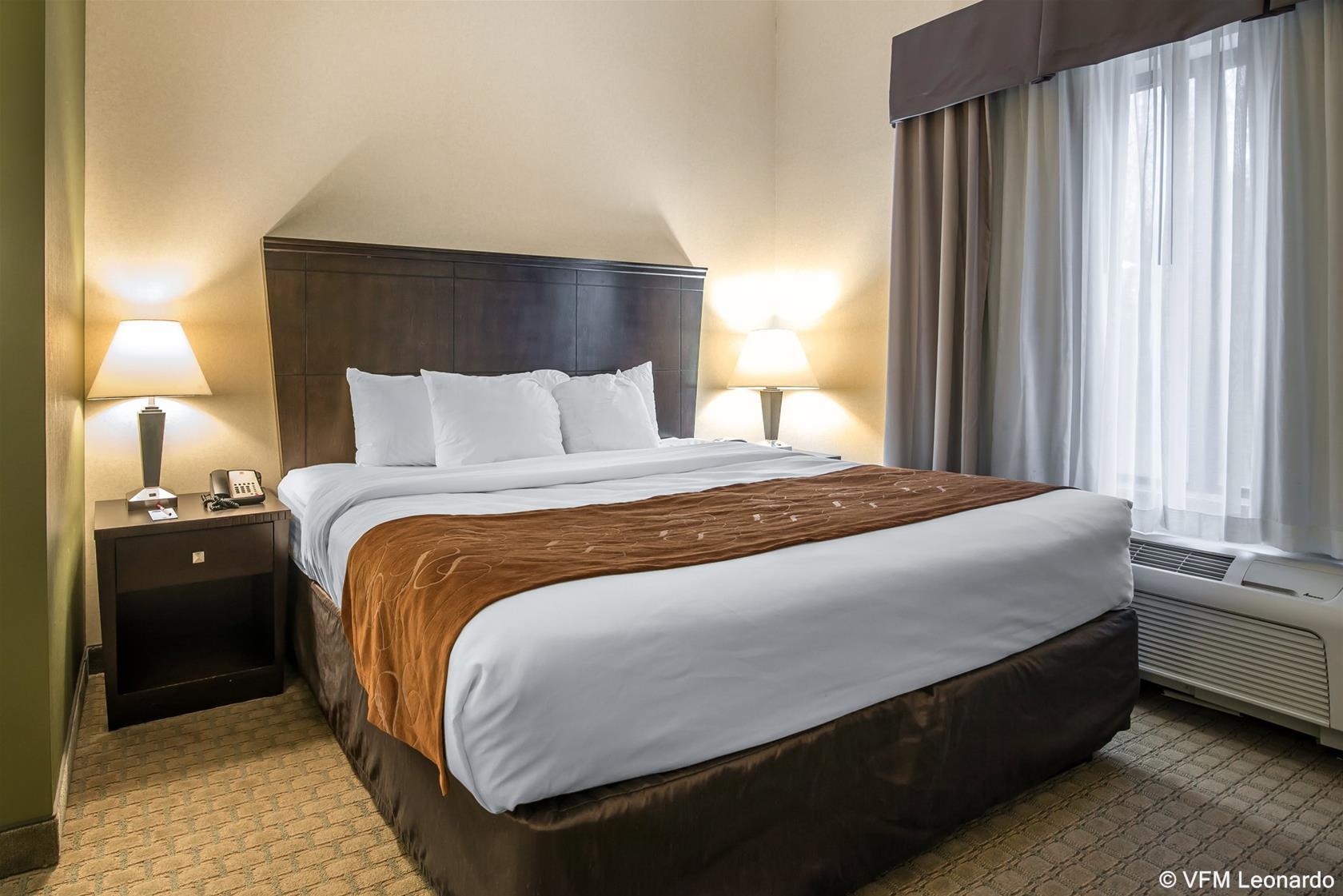 คอมฟอร์ต สวีท เวสทัล เนียร์ ยูนิเวอร์ซิตี้ Hotel Vestal ภายนอก รูปภาพ