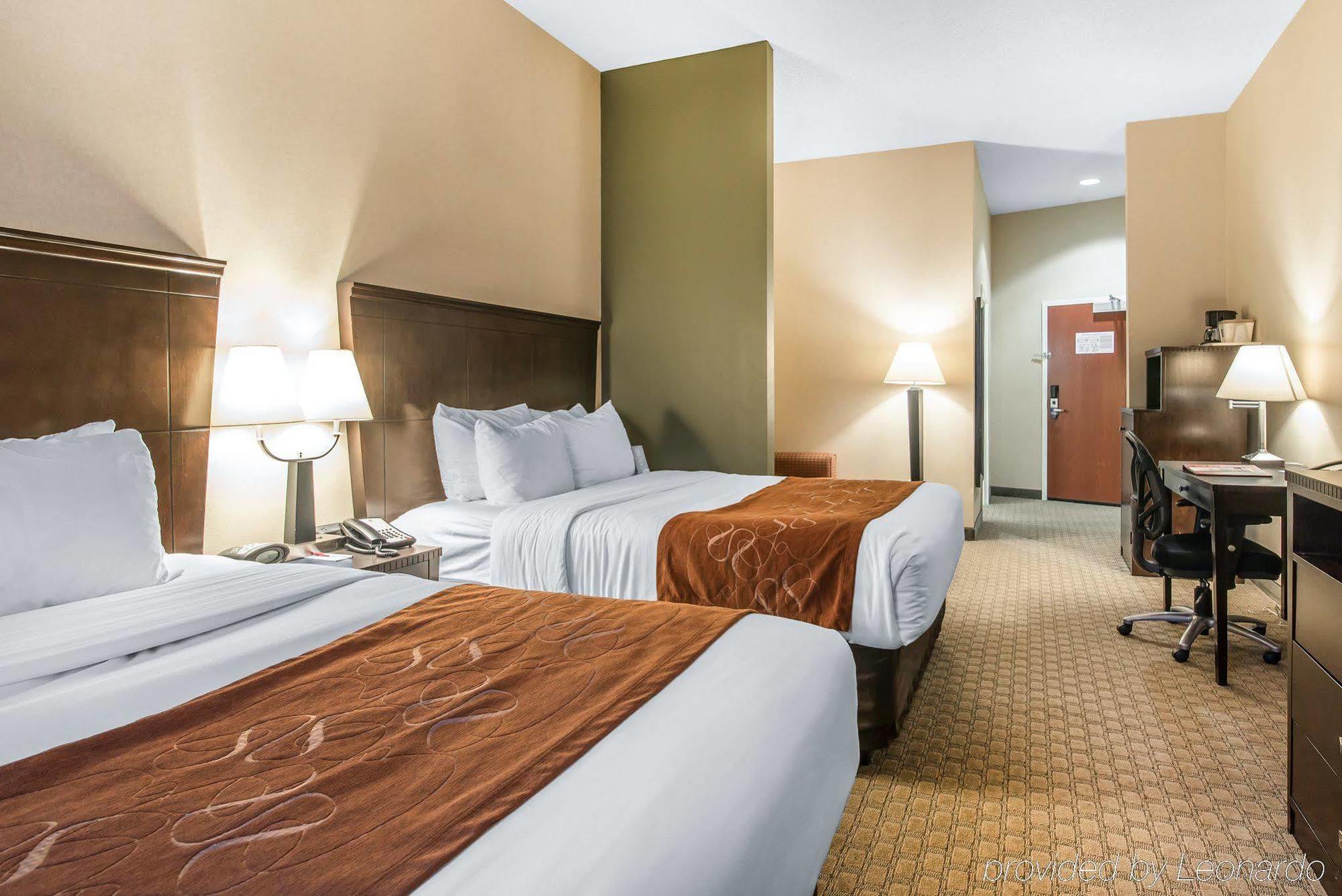 คอมฟอร์ต สวีท เวสทัล เนียร์ ยูนิเวอร์ซิตี้ Hotel Vestal ภายนอก รูปภาพ