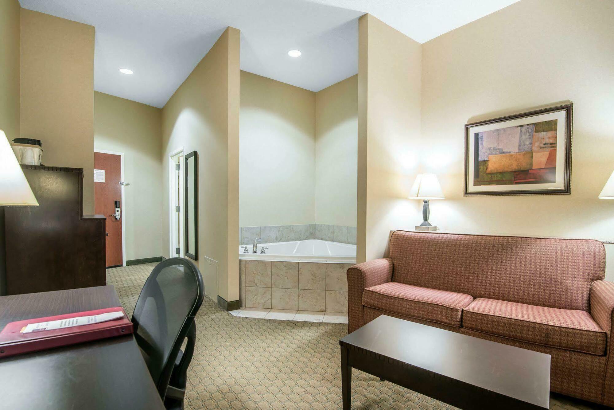 คอมฟอร์ต สวีท เวสทัล เนียร์ ยูนิเวอร์ซิตี้ Hotel Vestal ภายนอก รูปภาพ